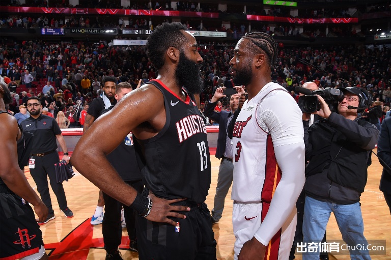 巴伦西亚主,场迎战阿拉,维斯,彩娱乐,在线娱乐中心,体育游戏互动,休闲娱乐平台,综合娱乐服务