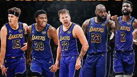 文班三分球评价：技艺全面，持续探索多技巧融合