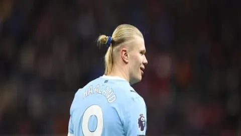 查理考克斯建议罗伯特帕丁森演古斯塔夫，愿为光与影：33号远征